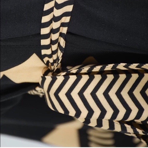 Black Bohemian Vintage Styled Kimono, Resortwear Robe Duster In Black Print - Picture 12 of 13